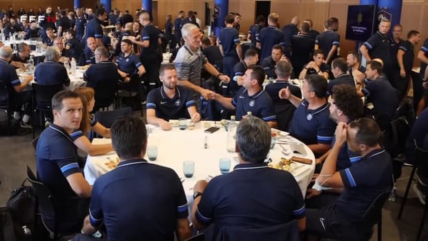 Didier Deschamps meets the French Regional Technical Advisors